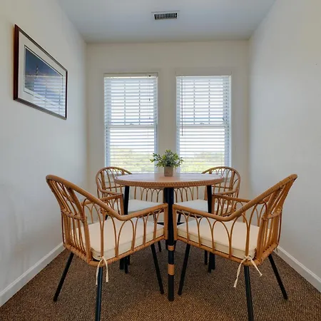 Buxton Apartment About 2 Mi To Lighthouse Beach!